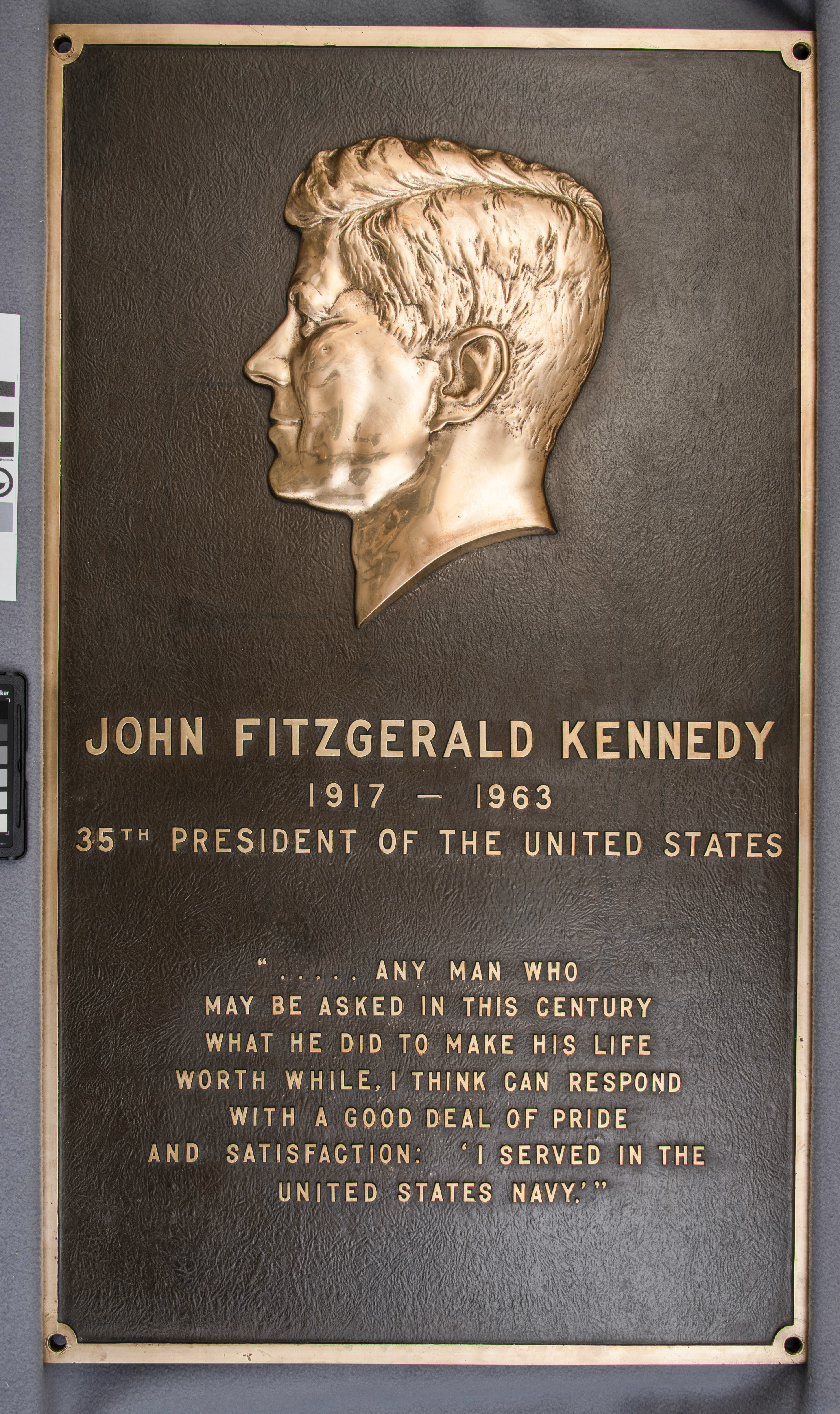 https://www.history.navy.mil/content/dam/nhhc/our-collections/artifacts/ship-and-shore/builders-memorial-and-historical-data-plaques/Commemorative%20Plaques/2007-60-3_USS_JFK_plaque/20191202_0027cc.cc_1.jpg