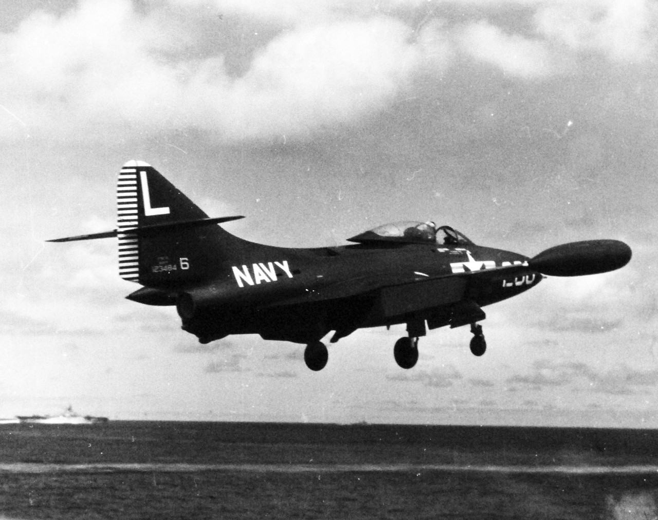 Grumman F9F-2 Panther - USA - Navy