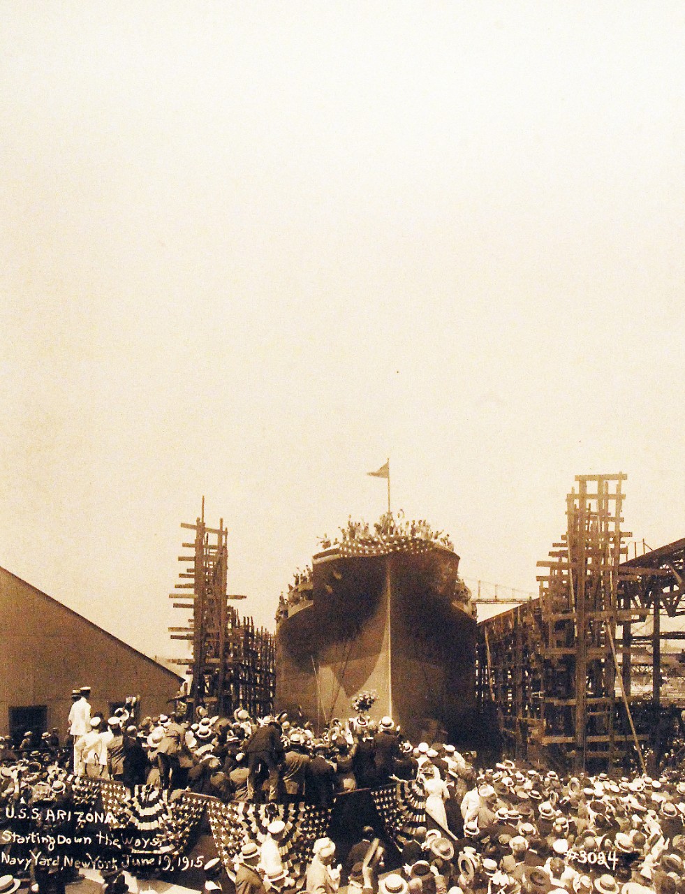 <p>19-LC-19A-28: USS Arizona (BB 39) starting down the ways during launching at New York Navy Yard, New York City, June 19, 1915.&nbsp;</p>
