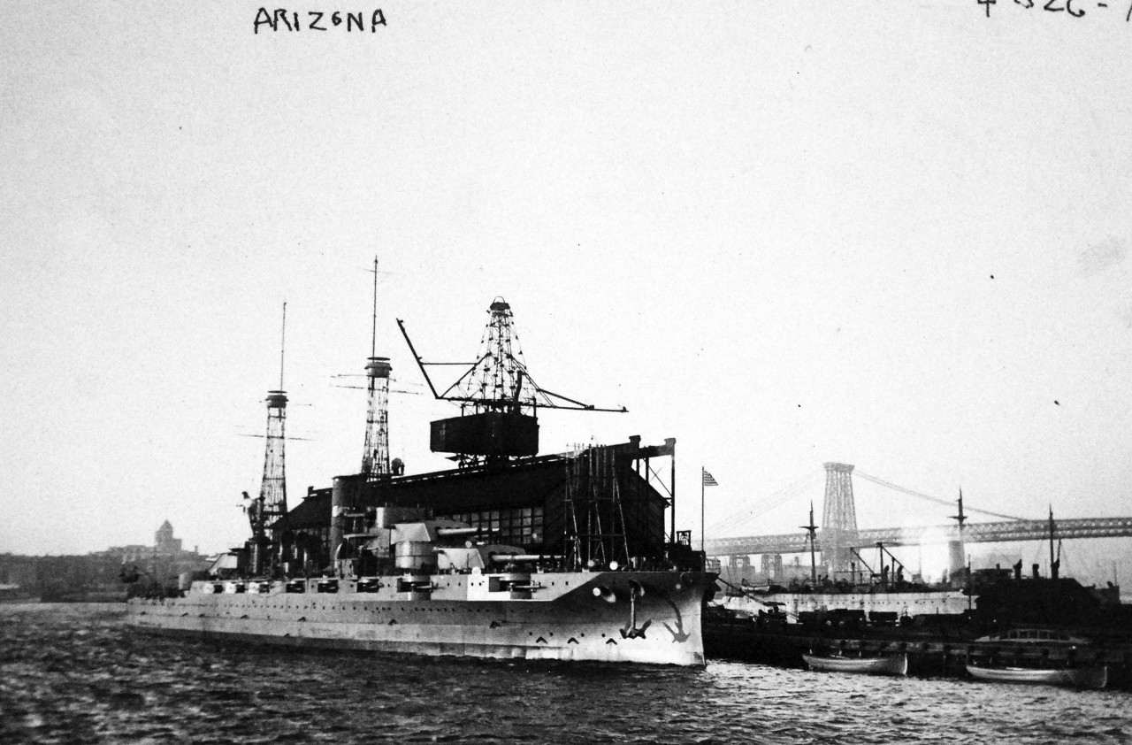 <p>Lot 10772-4: USS Arizona (BB 39) commissioned at the New York Navy Yard, New York, October 17, 1916.&nbsp;</p>
