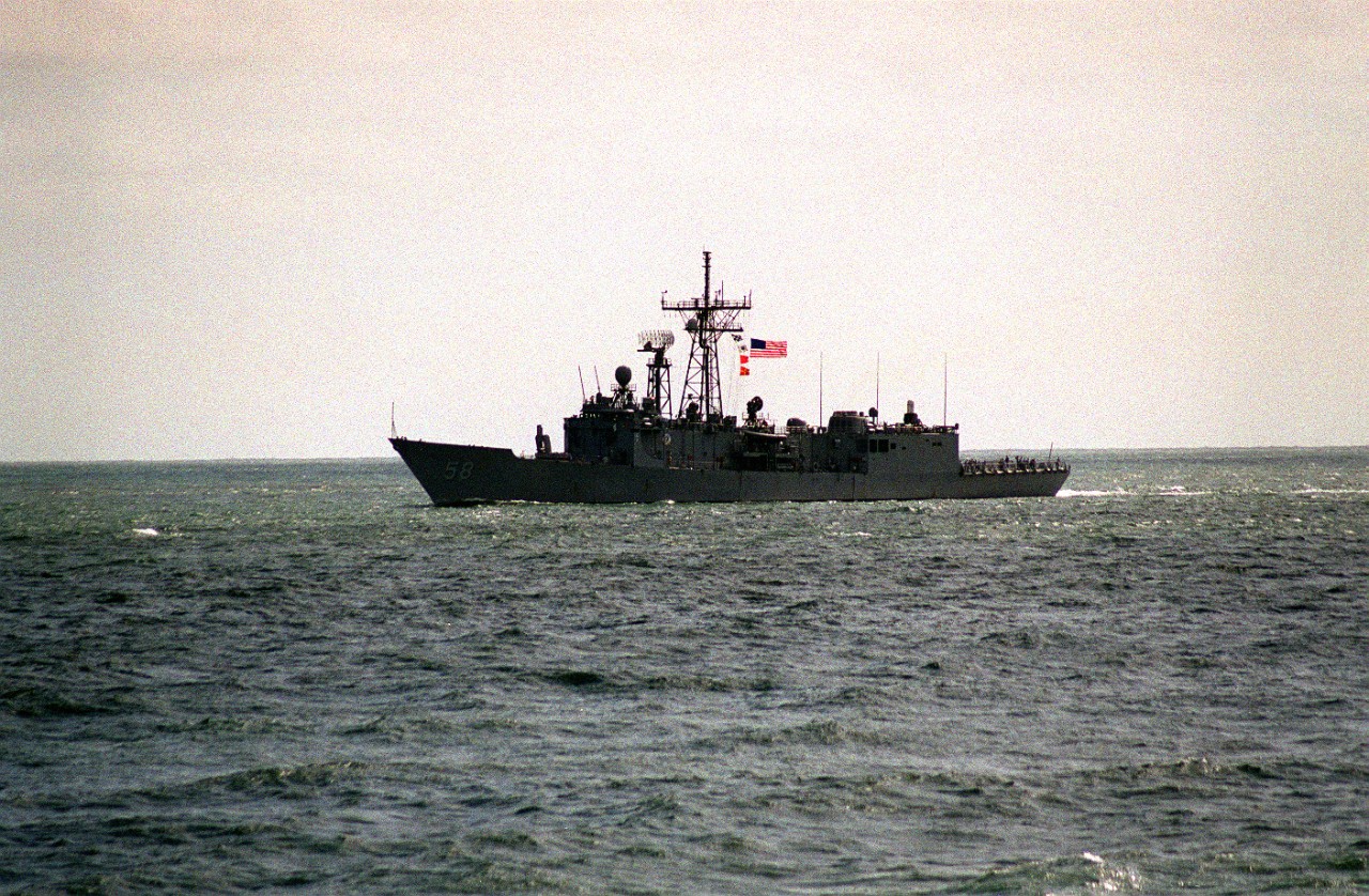 330-CFD-DN-SC-95-02268:    USS Samuel B. Roberts (FFG-58), 1995.   A port bow view of the guided missile frigate USS Samuel B. Roberts (FFG-58) underway.  The ship is en-route to Norfolk Naval Base after putting to sea for five days to avoid the effects of Hurricane Felix, August 20, 1995.   U.S. Navy Photograph, now in the collections of the U.S. National Archives.