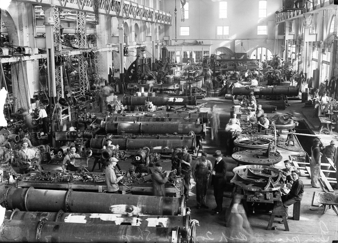 LC-DIG-H261-9923:  U.S. Naval Gun Factory, Washington Navy Yard, 1917.  Interior view of the Torpedo shop, photographed by Harris & Ewing, 1917.   Courtesy of the Library of Congress.   