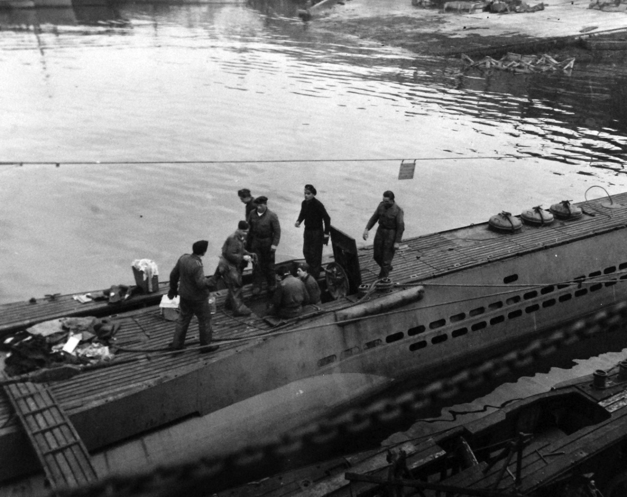 <p>80-G-322622: Surrender of German U-boats, 1945. German submarine, U-249, surrender at Portland, UK, May 10, 1945. Commander, Naval Forces, Europe Photograph received May 26, 1945.&nbsp;</p>
