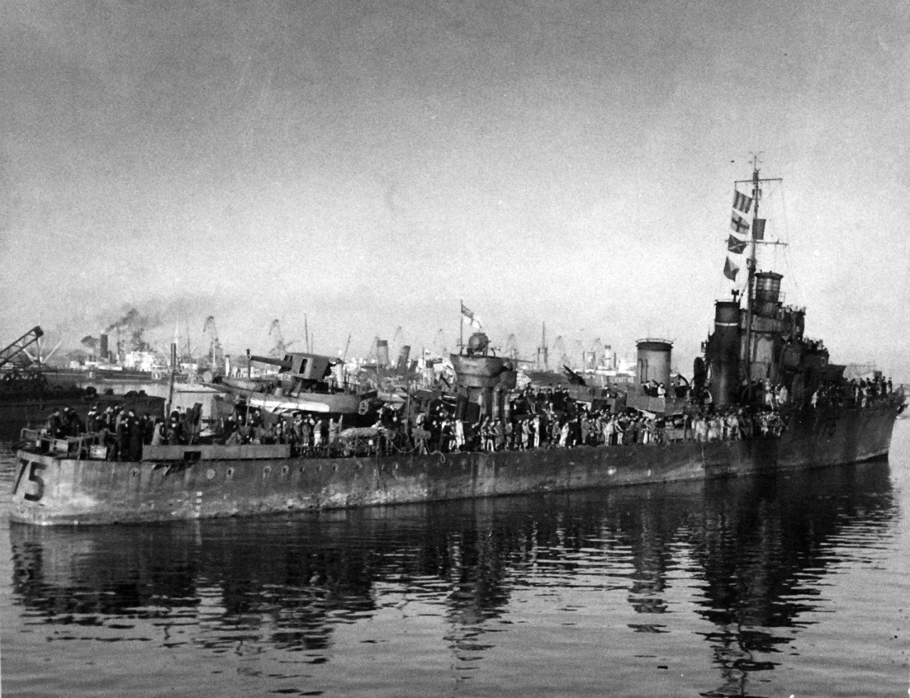 <p>80-G-30679: Naval Battle of Casablanca, November 1942. Royal Navy ship, HMS Venomous (D 75), with survivors of HMS Hecla at Casablanca, Morocco, November 17, 1942. Hecla was a destroyer depot ship and was sunk during this operation on November 12, 1942 by German submarine U-515.(9/22/2015).</p>
