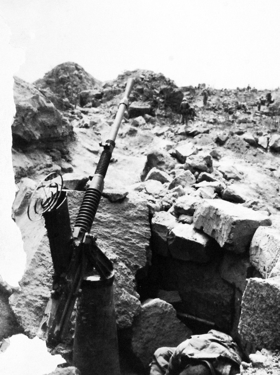 127-GW-304-143339:  Battle for Iwo Jima, February-March 1945.   Japanese Single-mount 13mm MG on pedestal mount in emplacement Photographed by Ragus, March 1945.  Official U.S. Marine Corps photograph, now in the collections of the National Archives.  (2016/02/17).