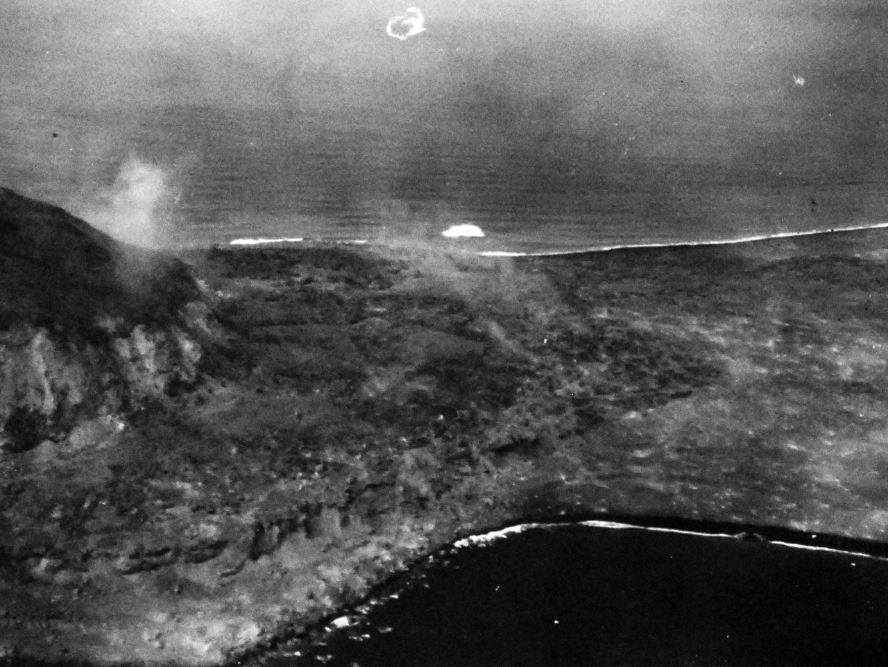 80-G-304970: Battle for Iwo Jima, February 19, 1945