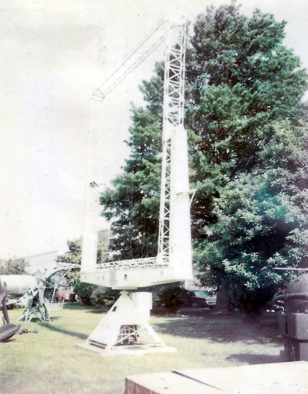 NMUSN-606:  Willard Park, 1970s.   USS New York (BB-34), first shipboard radar antenna, type XAF, 1939.   Original is from a faded Polaroid.   National Museum of the U.S. Navy Photograph Collection.  