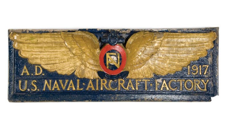 naf-insignia