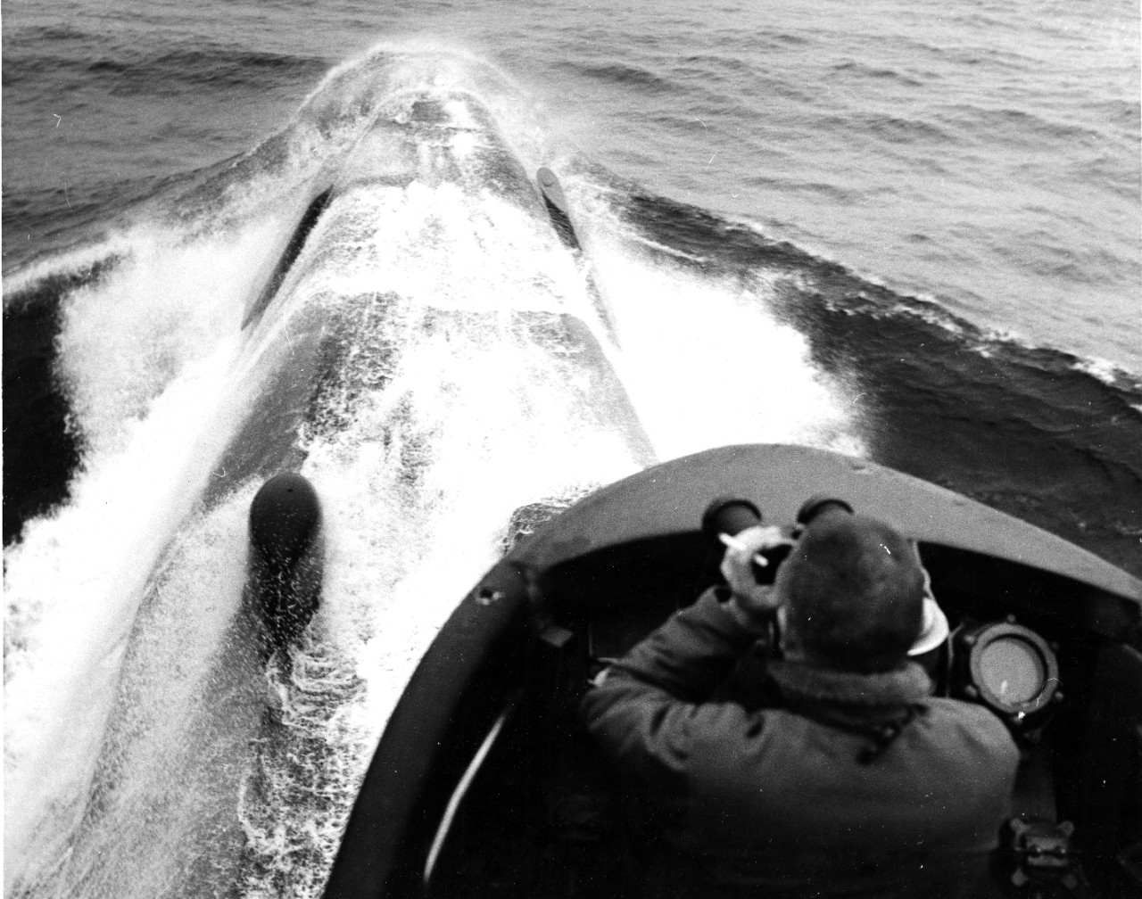 World's First Nuclear Powered Submarine- the U.S.S. Nautilus Sets Sail
