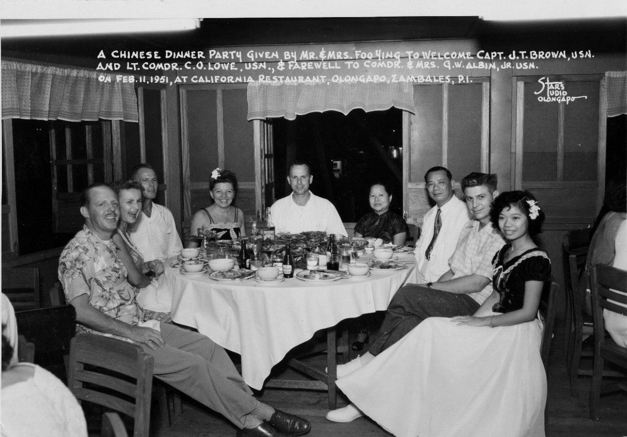 <p>2019.24.11 Chinese dinner Party Olongapo, PI 1951</p>
