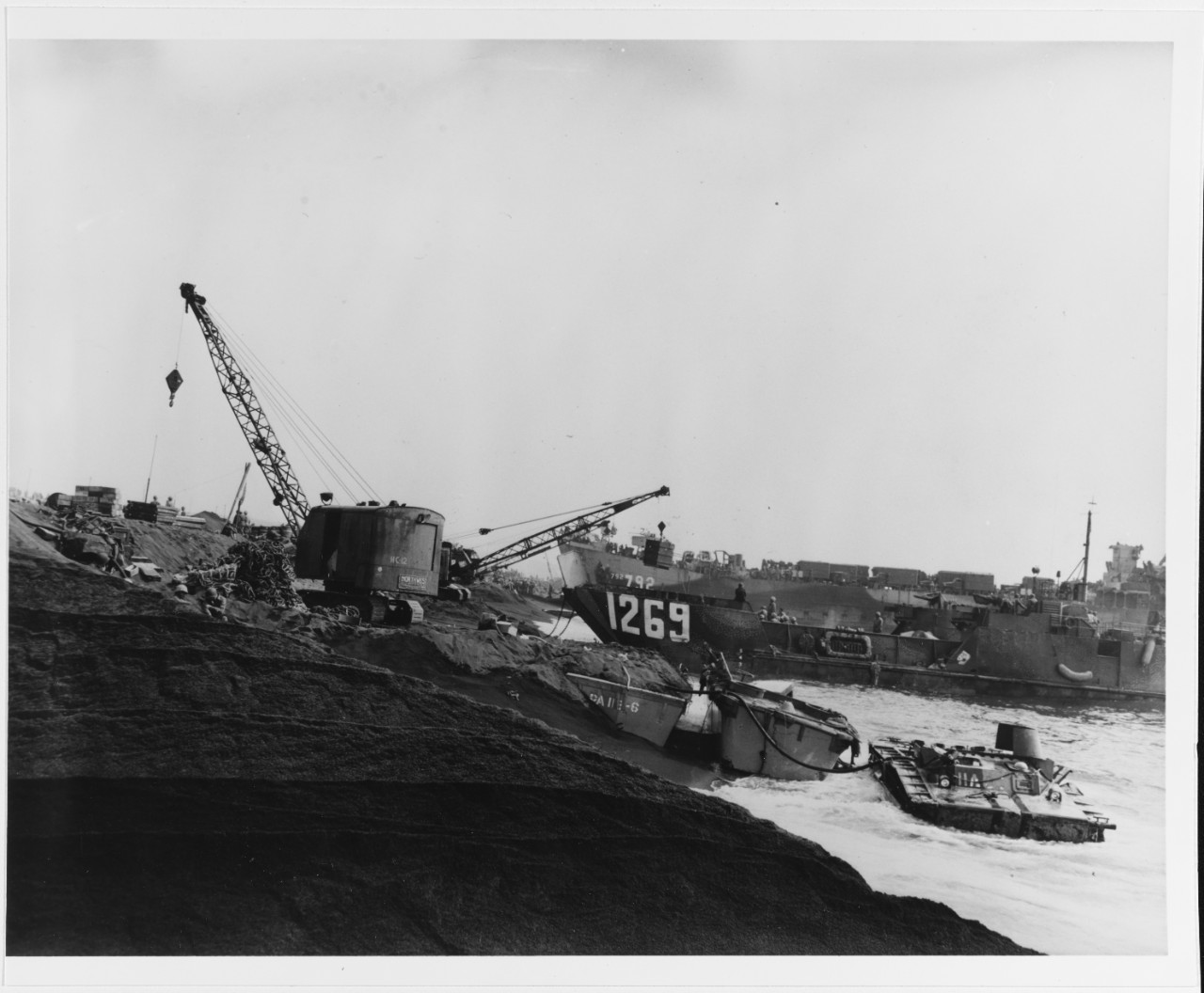 Photo #: 80-G-303923  Iwo Jima Operation, 1945
