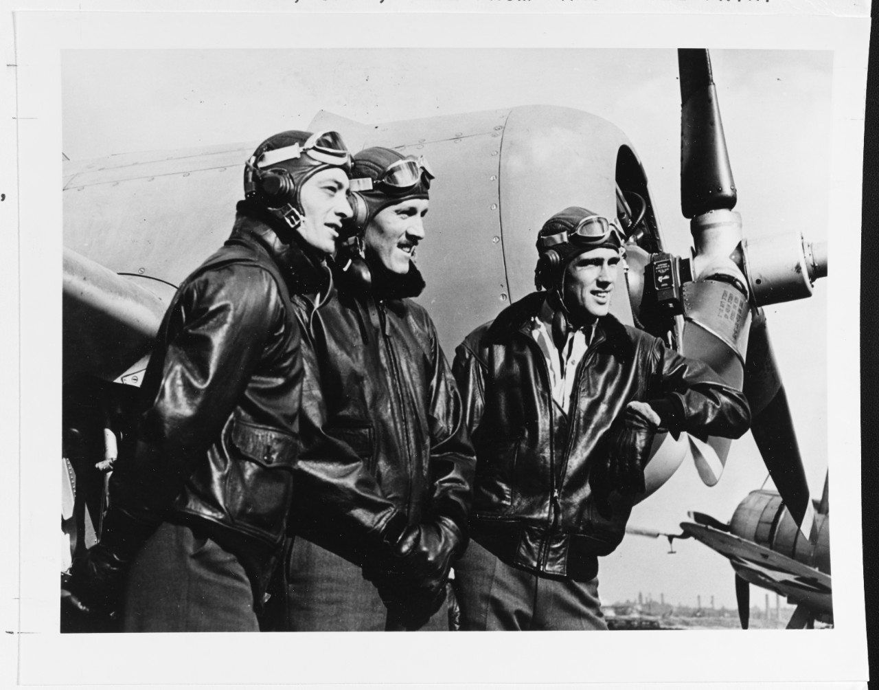 Photo #: 80-G-398897 Major John L. Smith, USMC, Lieutenant Colonel Richard Mangrum, USMC, Captain Marion E. Carl, USMC