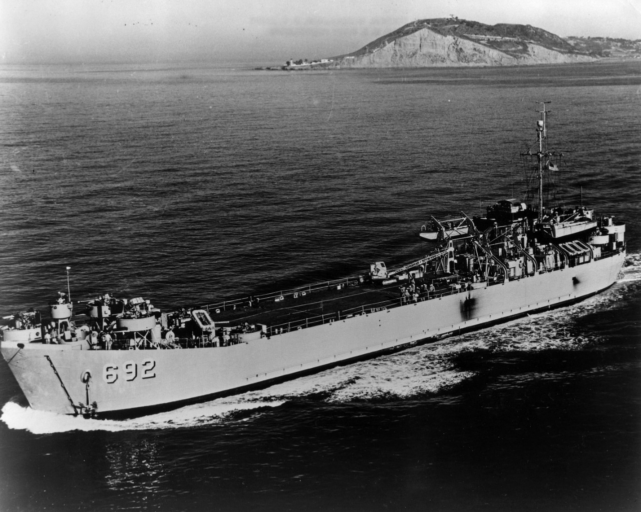 USS Davies County (LST-692)