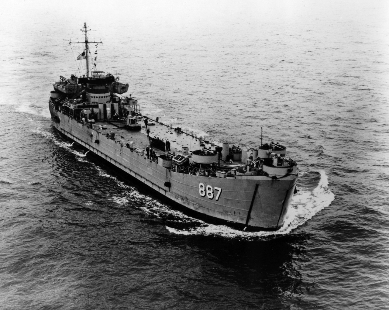 USS Lawrence County (LST-887)
