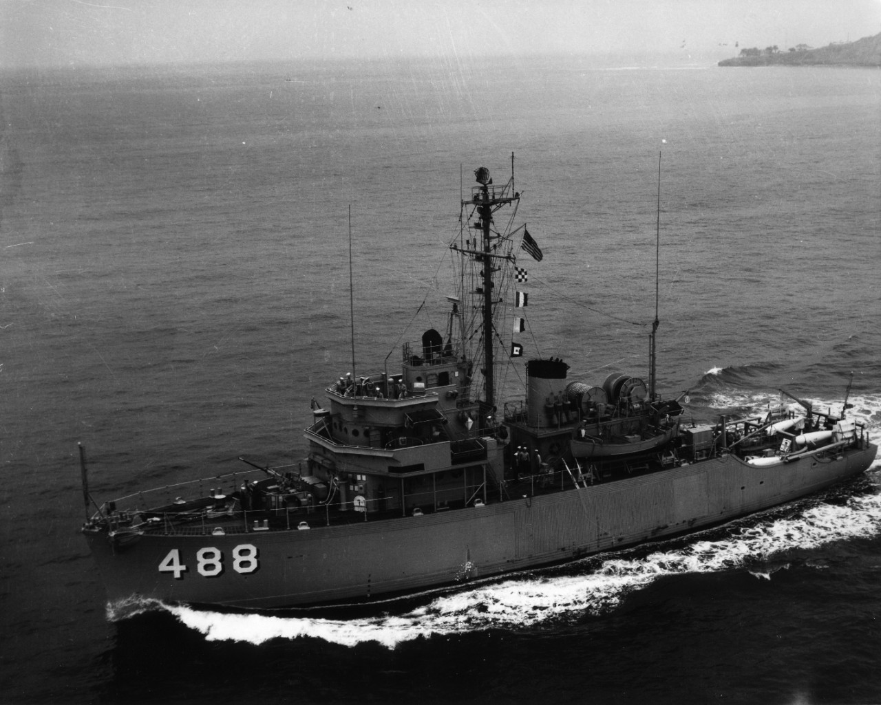 USS Conquest (AM-488)