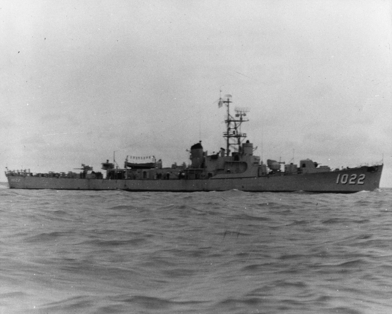 USS Lester (DE-1022)