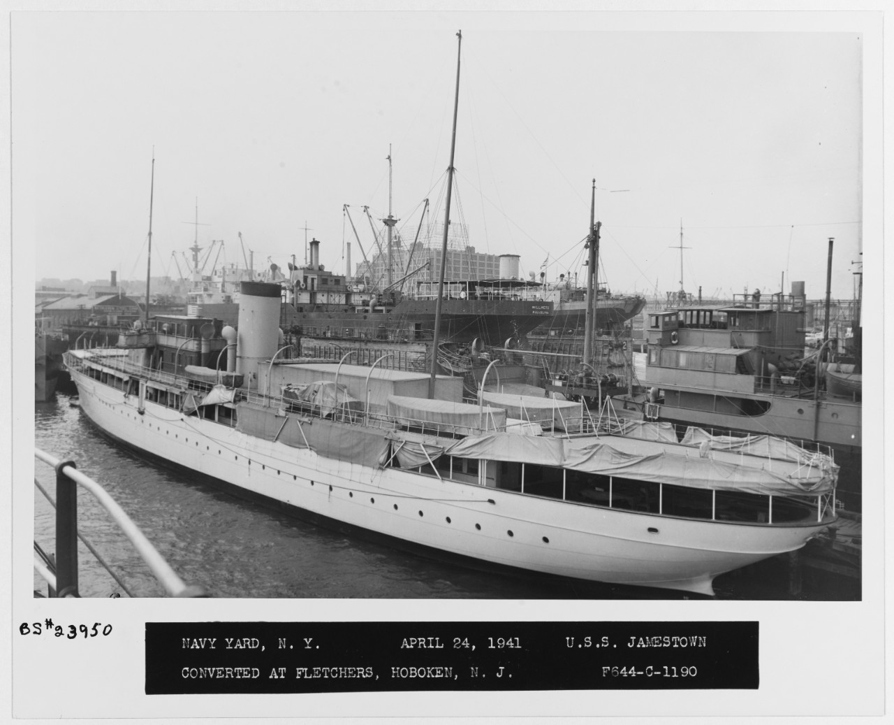 USS JAMESTOWN (PG-55)
