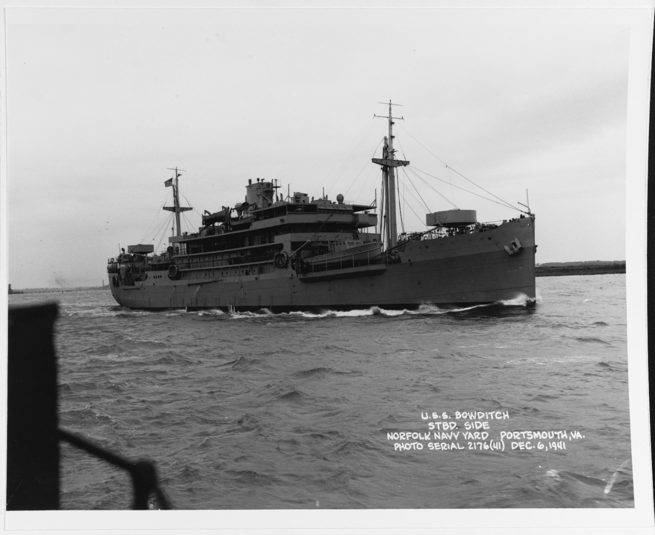 USS BOWDITCH (AG-30)