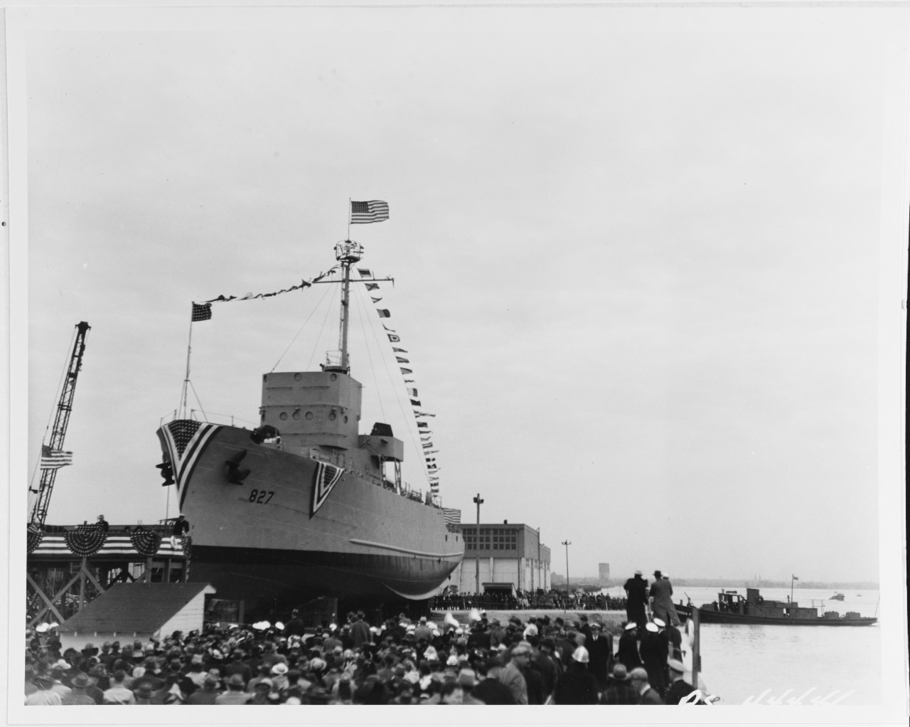 USS PCE-827