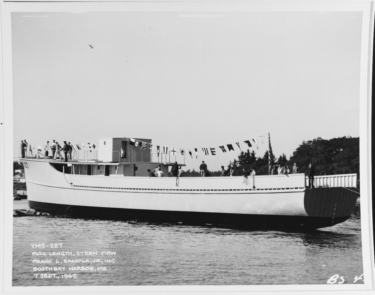 USS YMS-227