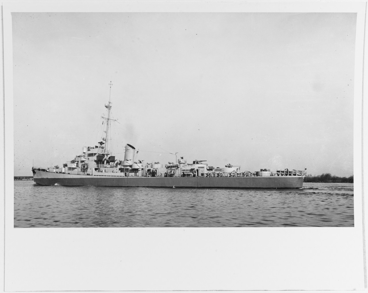 TUNISIEN (French frigate, ex-USS CROSLEY, DE-108)