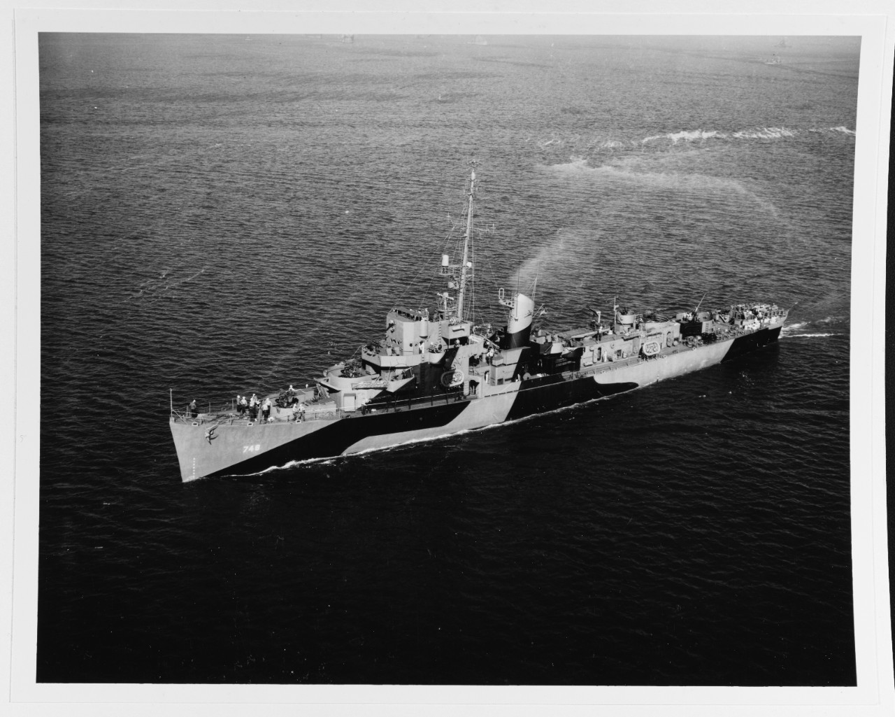 USS TILLS (DE-748)