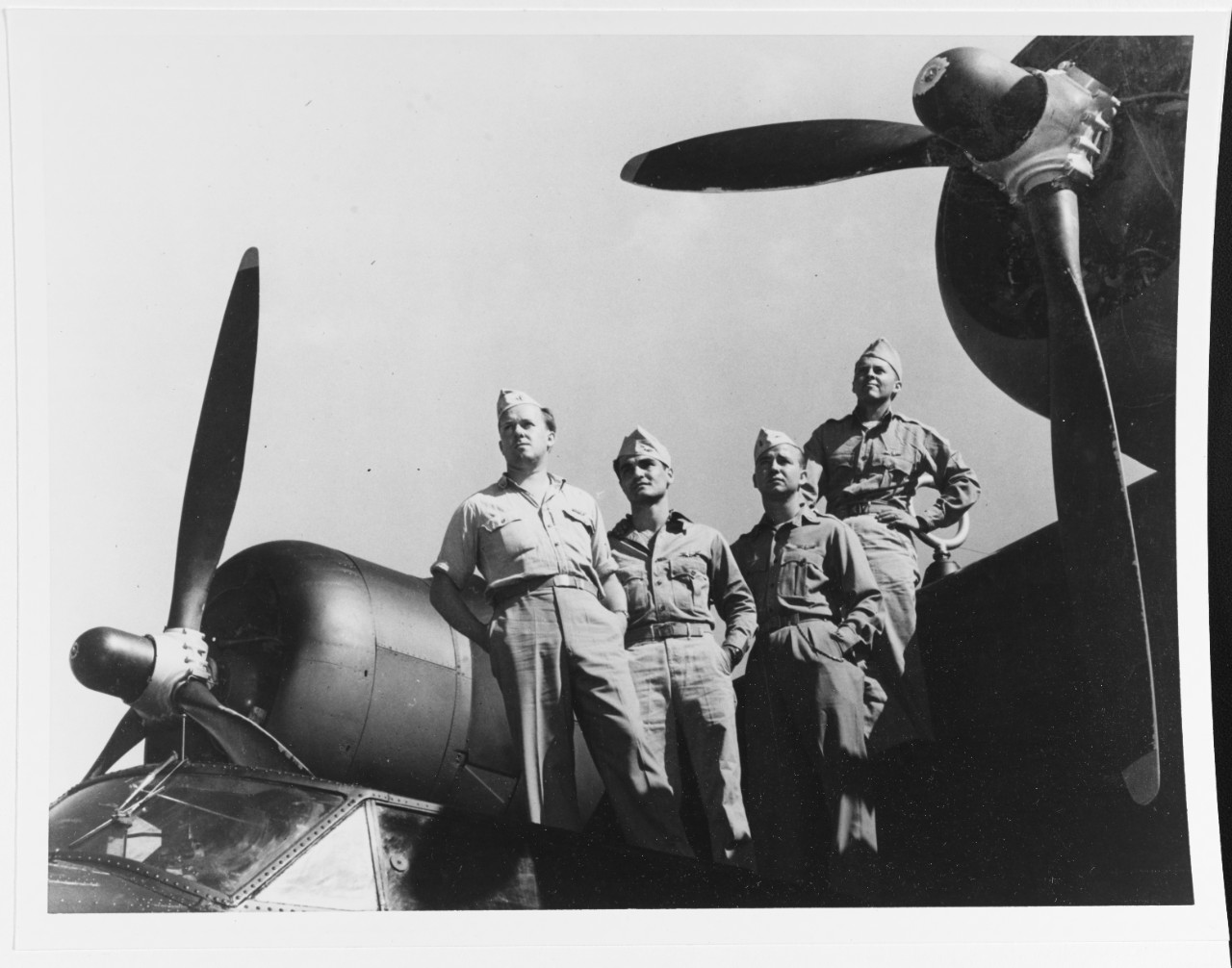 Squadron Personnel of plane 74 of Up-34,