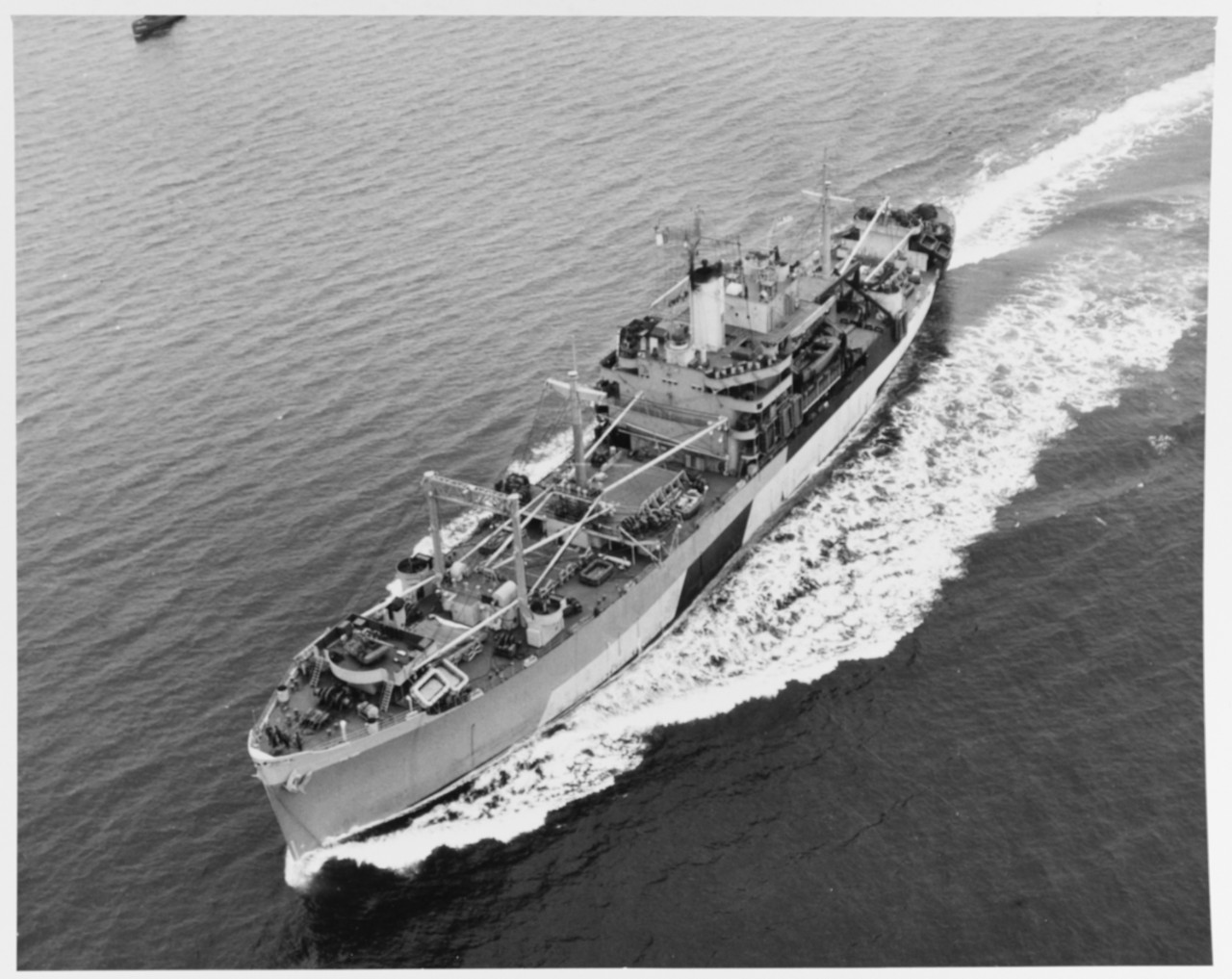 USS RIVERSIDE (APA-102)