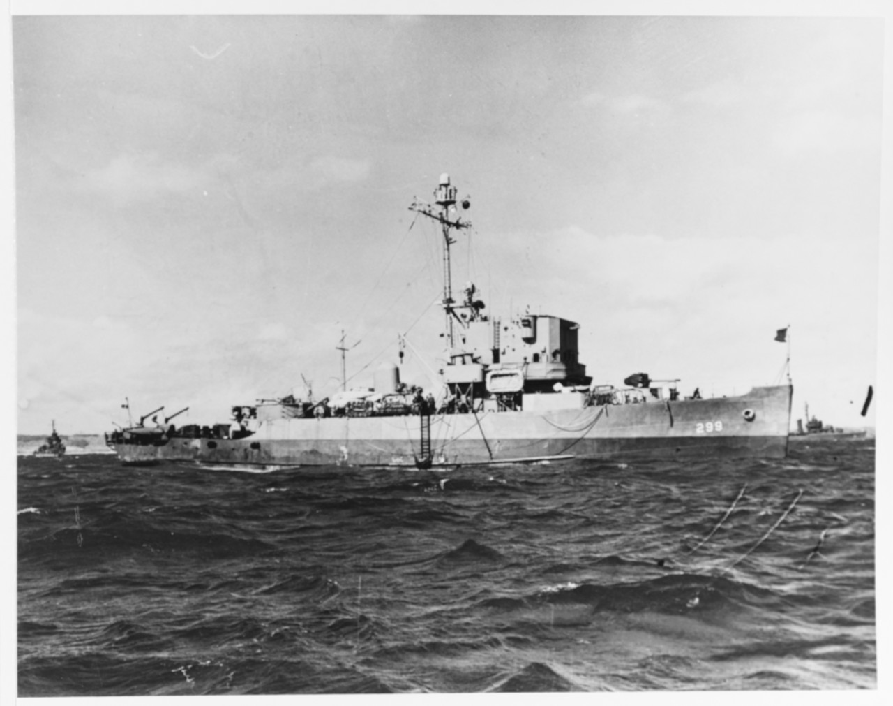 USS SENTRY (AM-299)