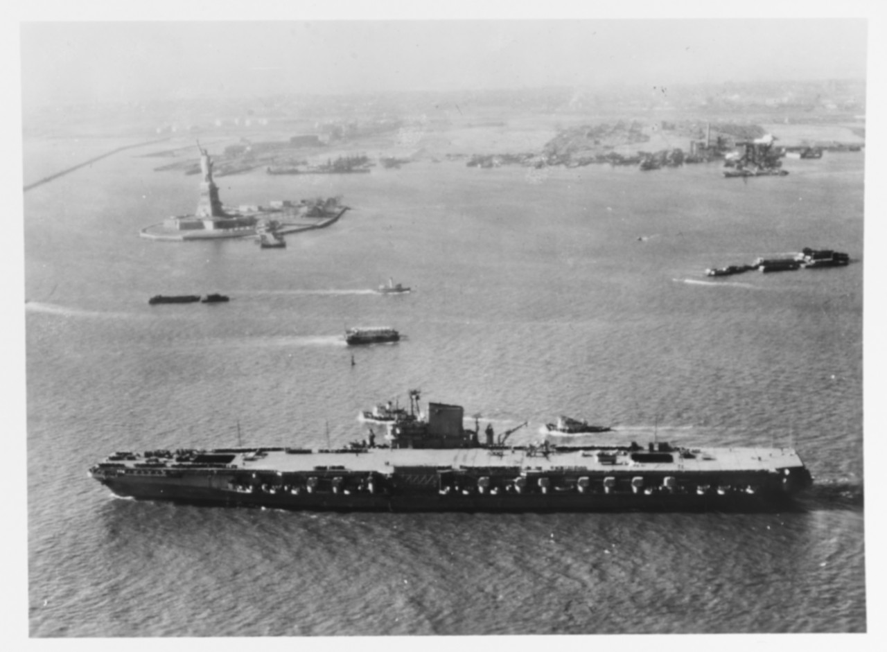 USS Franklin D. Roosevelt CVB CVA CV-42 Aircraft Carrier US Navy