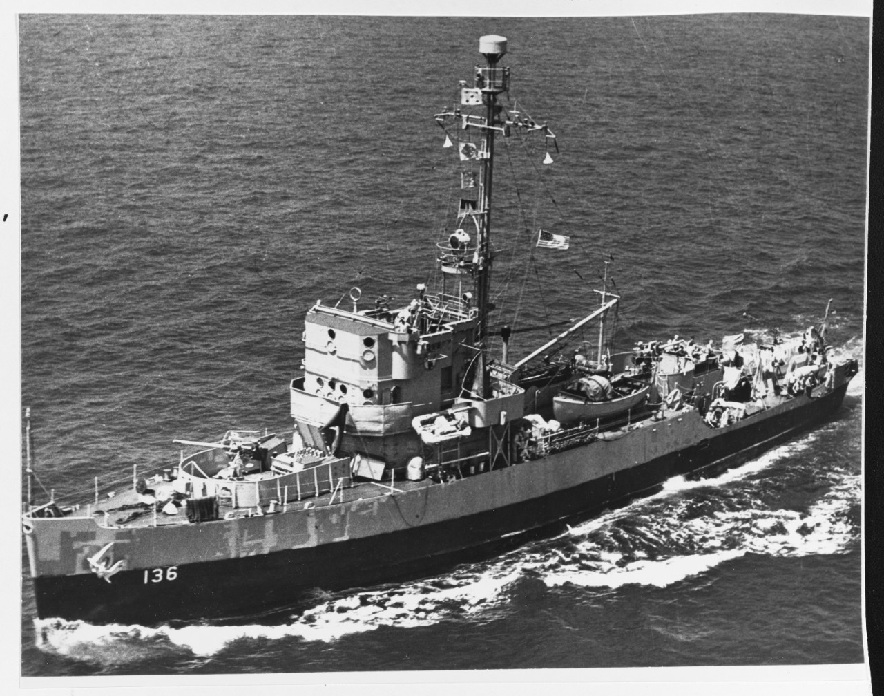 USS ADMIRABLE (AM-136)