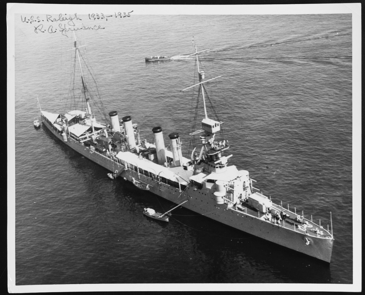 USS RALEIGH (CL-7) 1924-1946