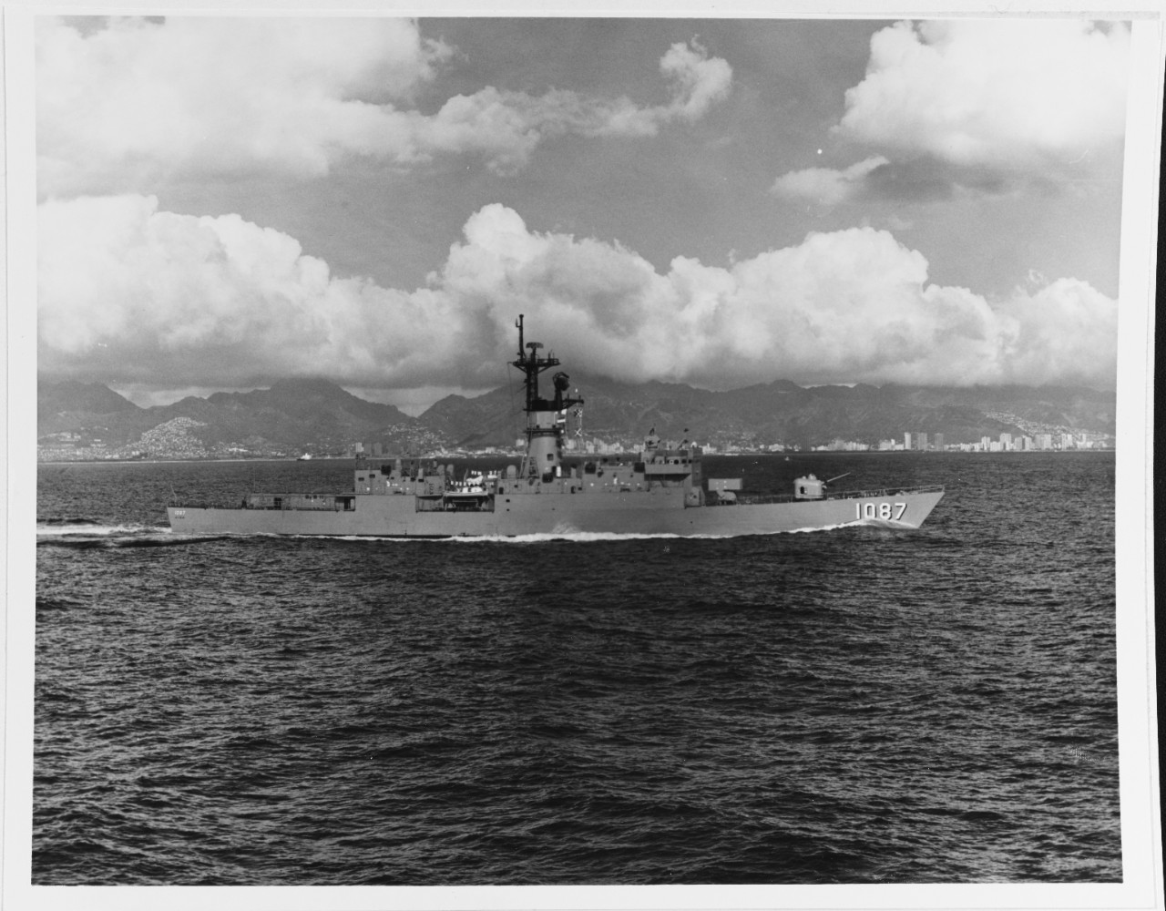 USS KIRK (DE-1087)