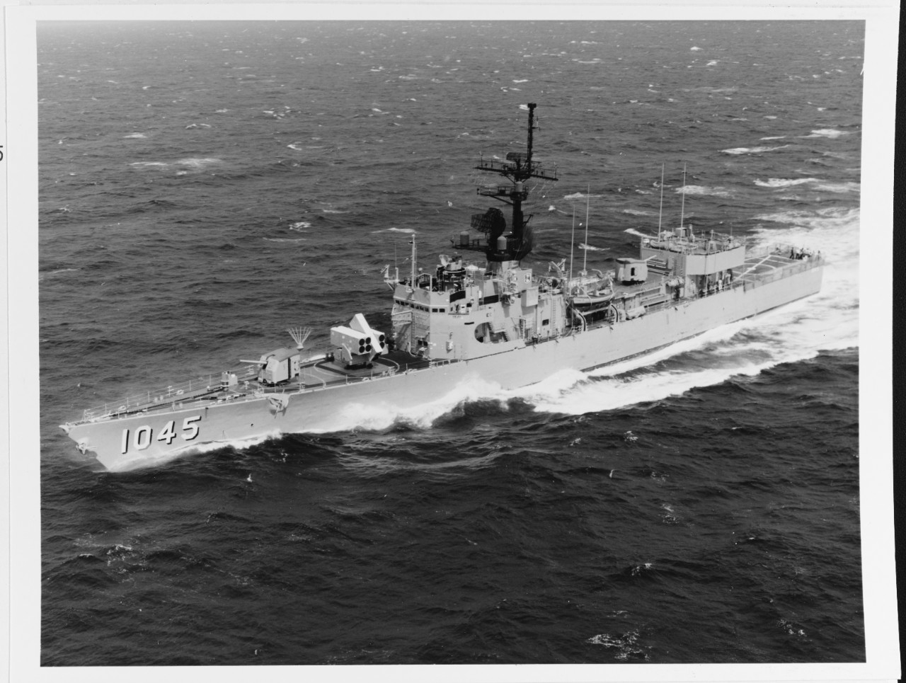 USS DAVIDSON (FF-1045)