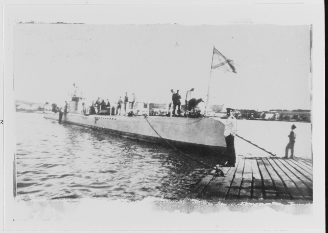 UTKA (Russian Submarine, 1916 - circa 1930-1934)