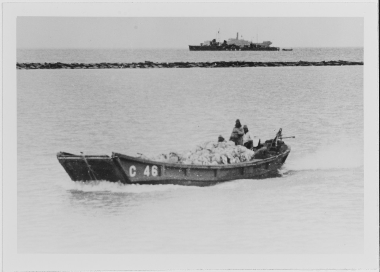 Japanese 14-Meter Landing Craft (Daihatsu) in Chinese waters, prior to 1941