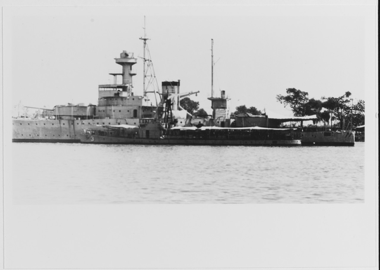 DHONBURI (Thai Coast Defense Ship, 1938-1967), KANTANG (Thai Torpedo Boat, 1937-1976)