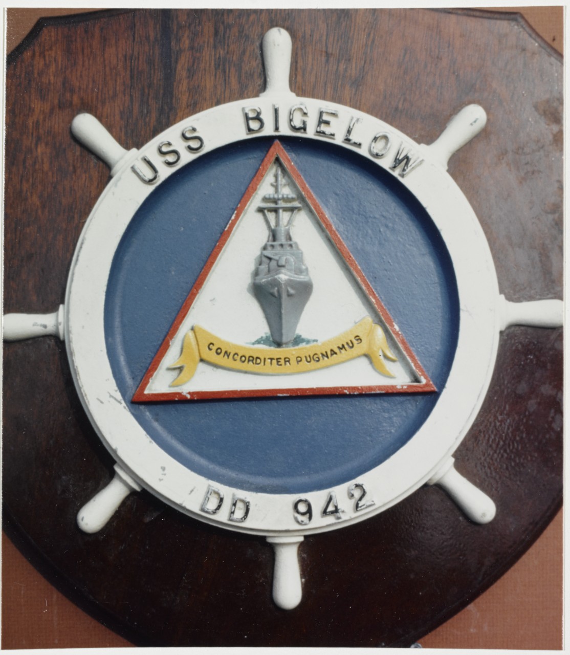 Insignia: USS BIGELOW (DD-942) Plaque received in 1964