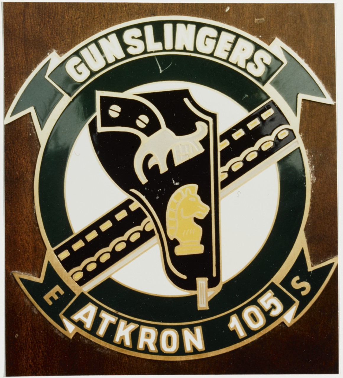 Insignia: Attack Squadron 105 (VA-105)  "Gunslingers"