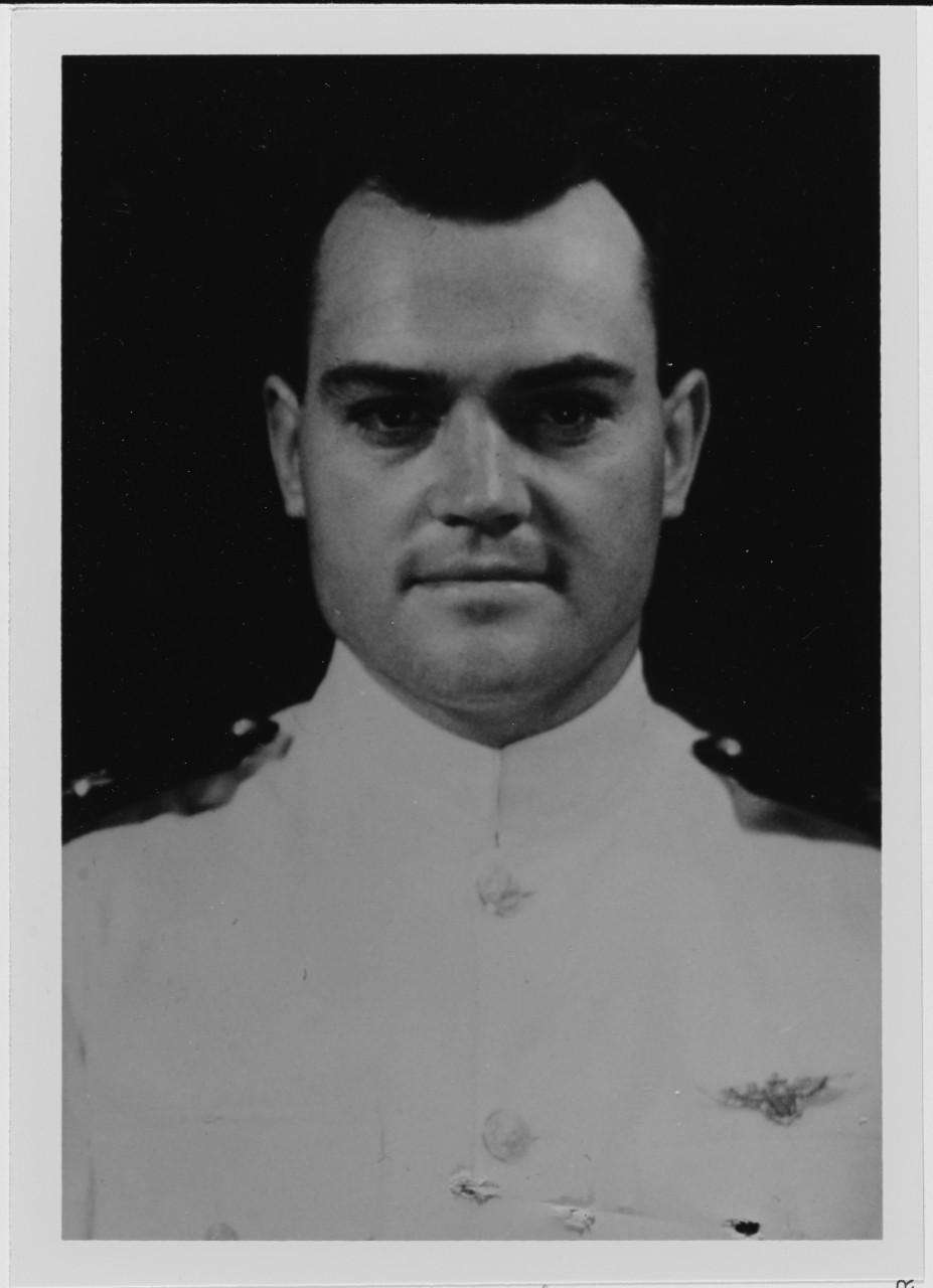 Ensign John P. Edwards A-V (N), USNR. Circa September 1942