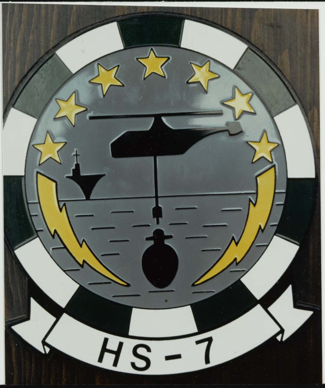 Insignia: Helicopter Anti-Submarine Squadron Seven (HS-7)
