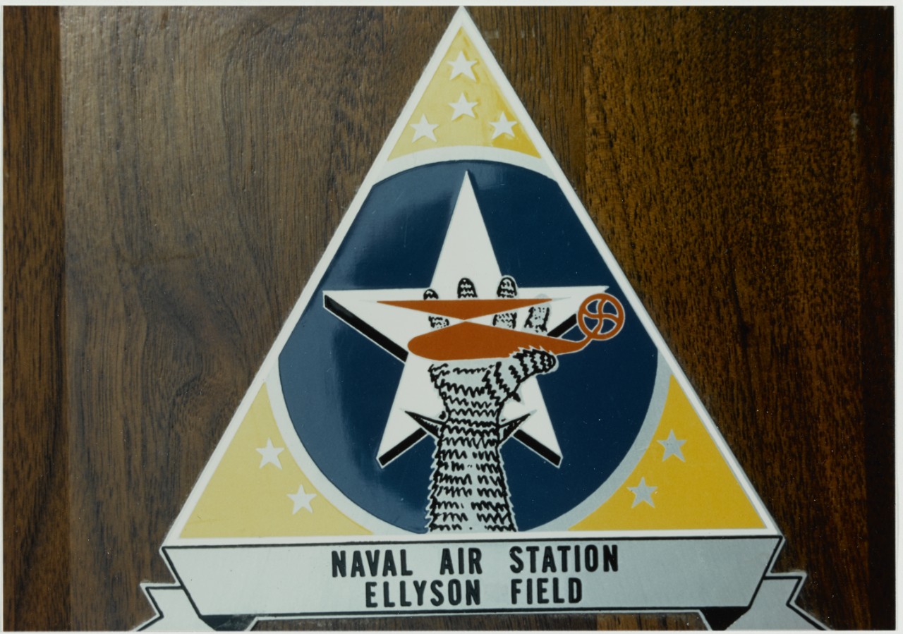 Insignia: Naval Air Station, Ellyson Field, Pensacola, Florida