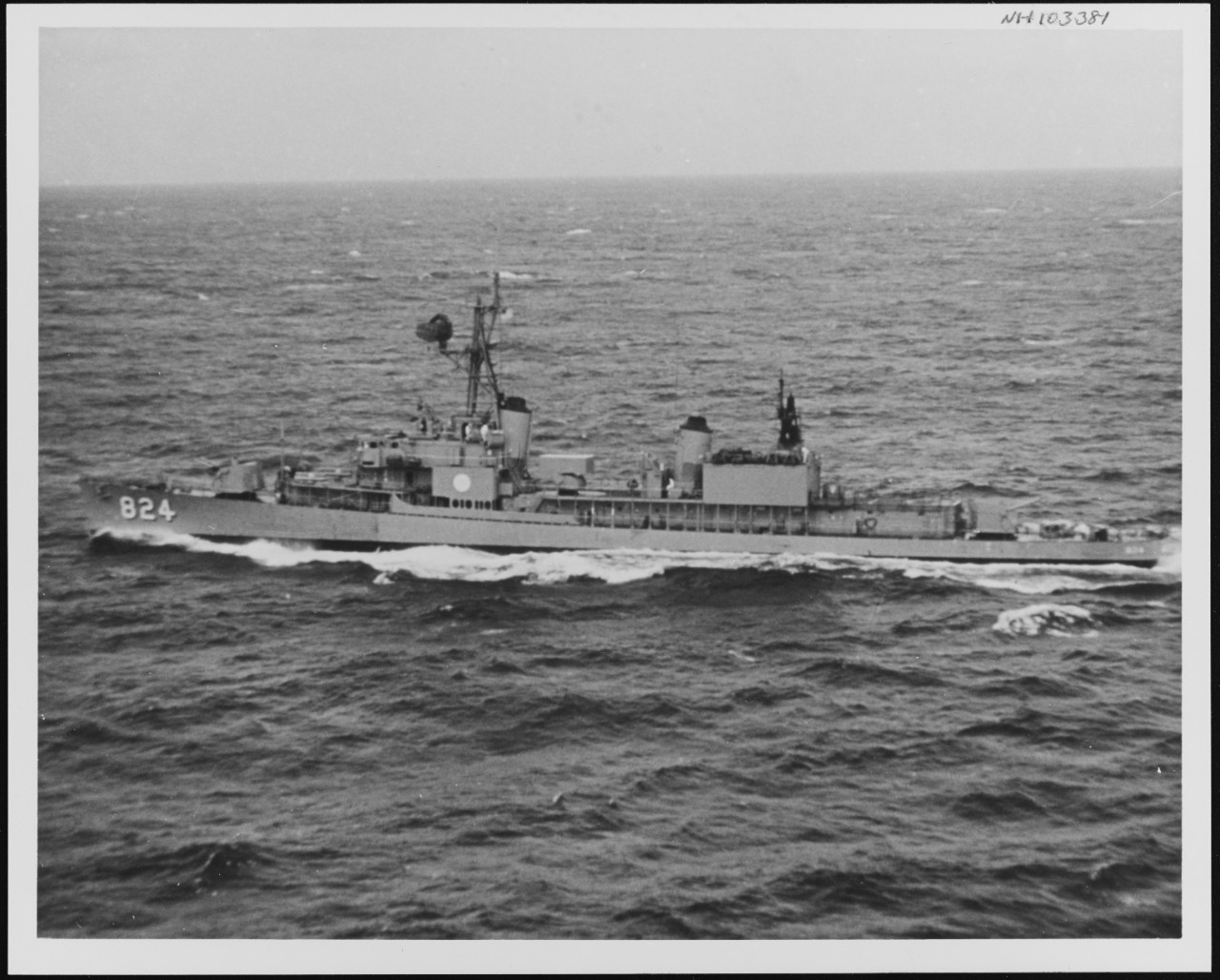 Photo #: NH 103381  USS Basilone