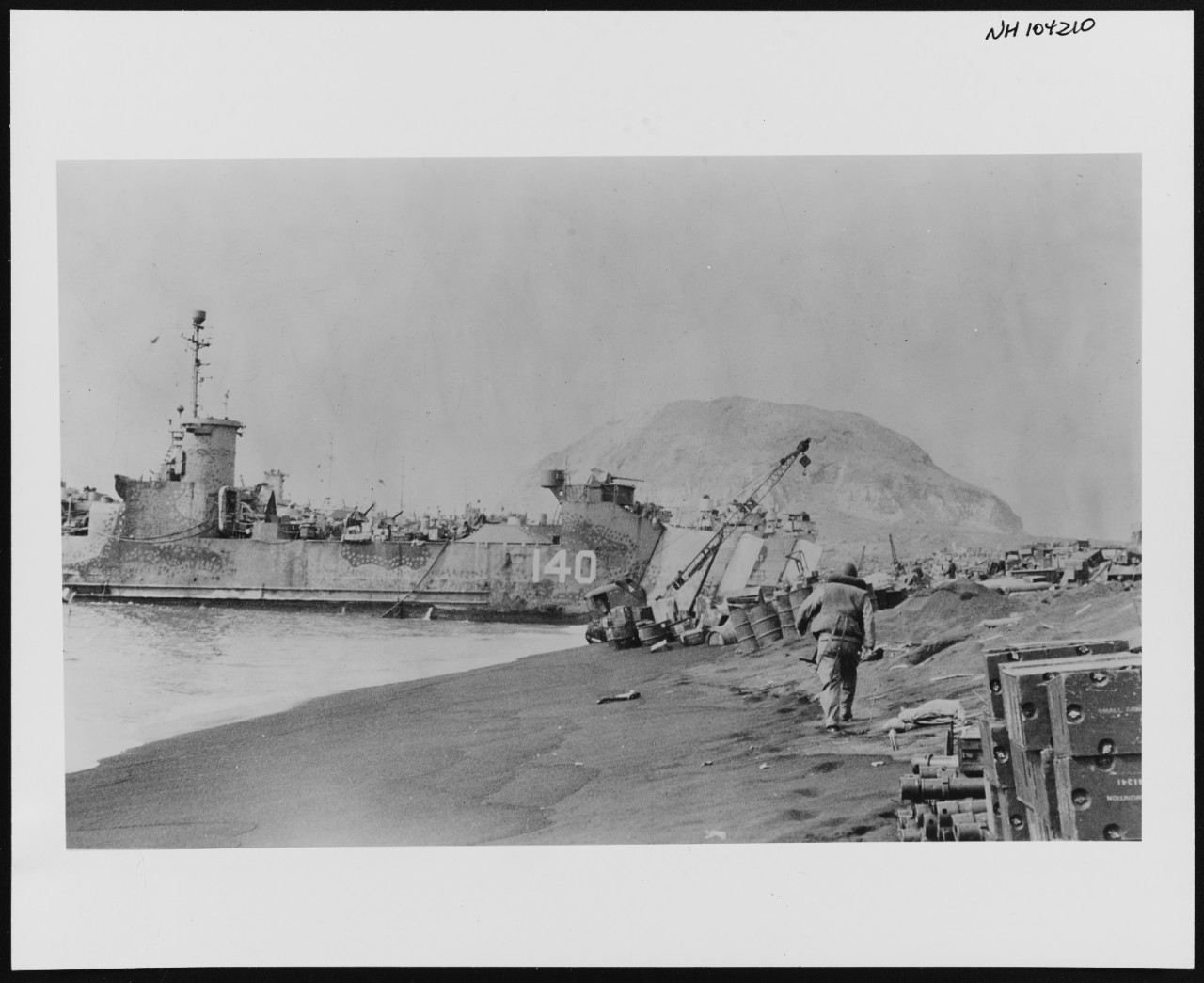 Photo #: NH 104210  Iwo Jima Operation, 1945
