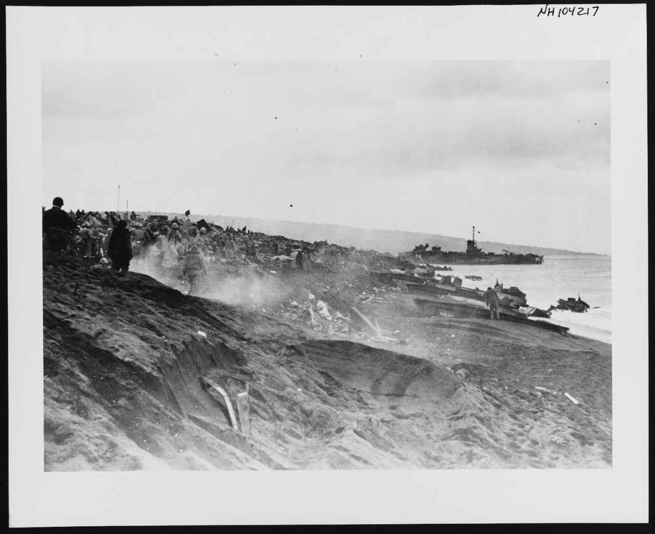 Photo #: NH 104217  Iwo Jima Operation, 1945