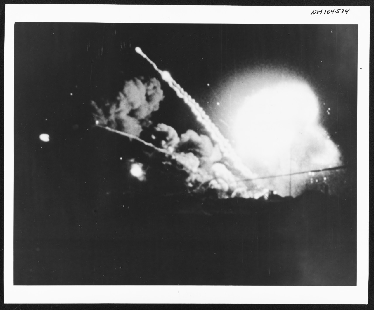 Photo #: NH 104574  Iwo Jima Operation, February-March 1945