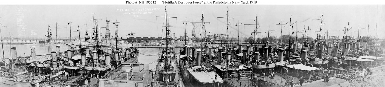 Photo #: NH 105512  &quot;Flotilla A, Destroyer Force&quot;