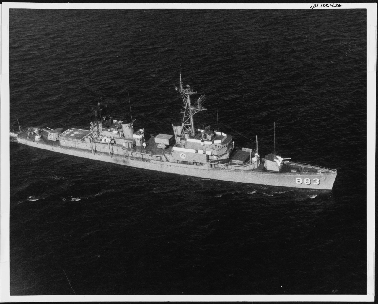 Photo #: NH 106436  USS Newman K. Perry