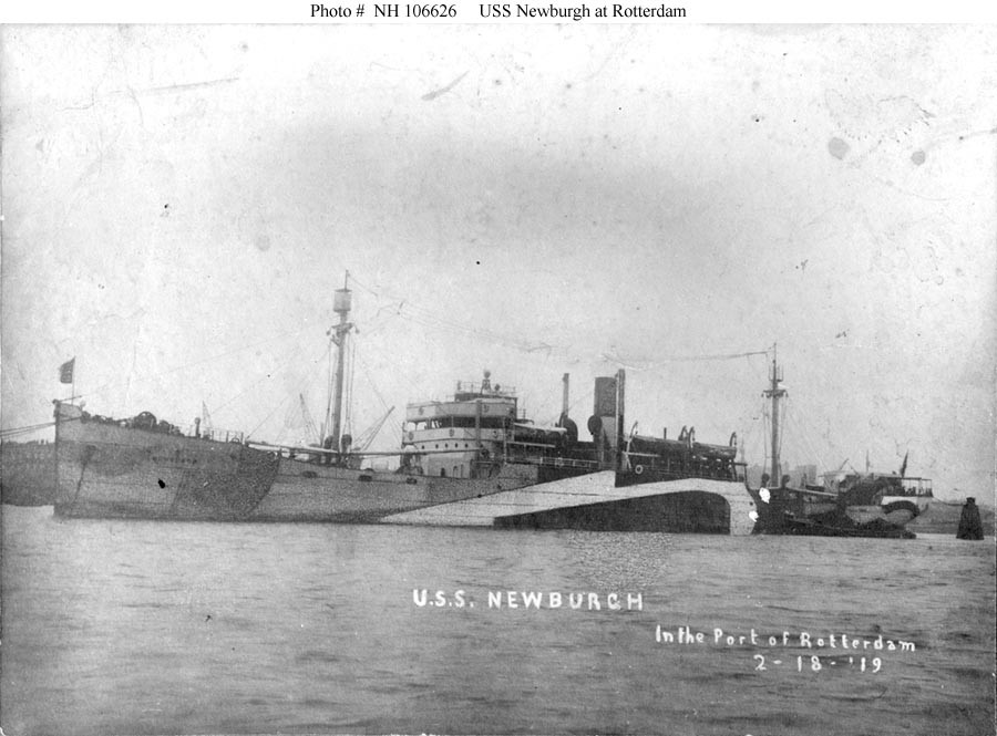 Photo #: NH 106626  USS Newburgh
