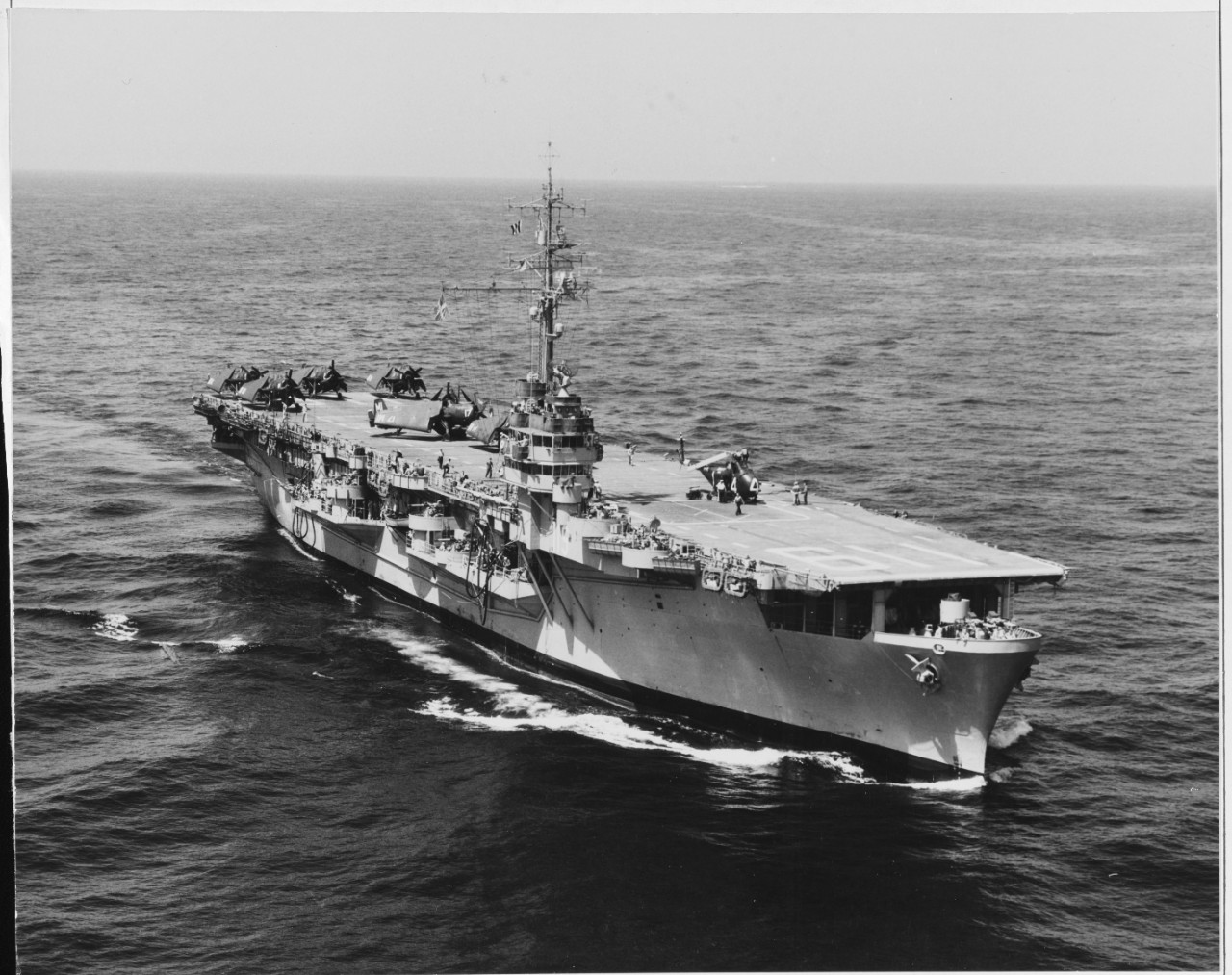 Photo # NH 106718  USS Point Cruz
